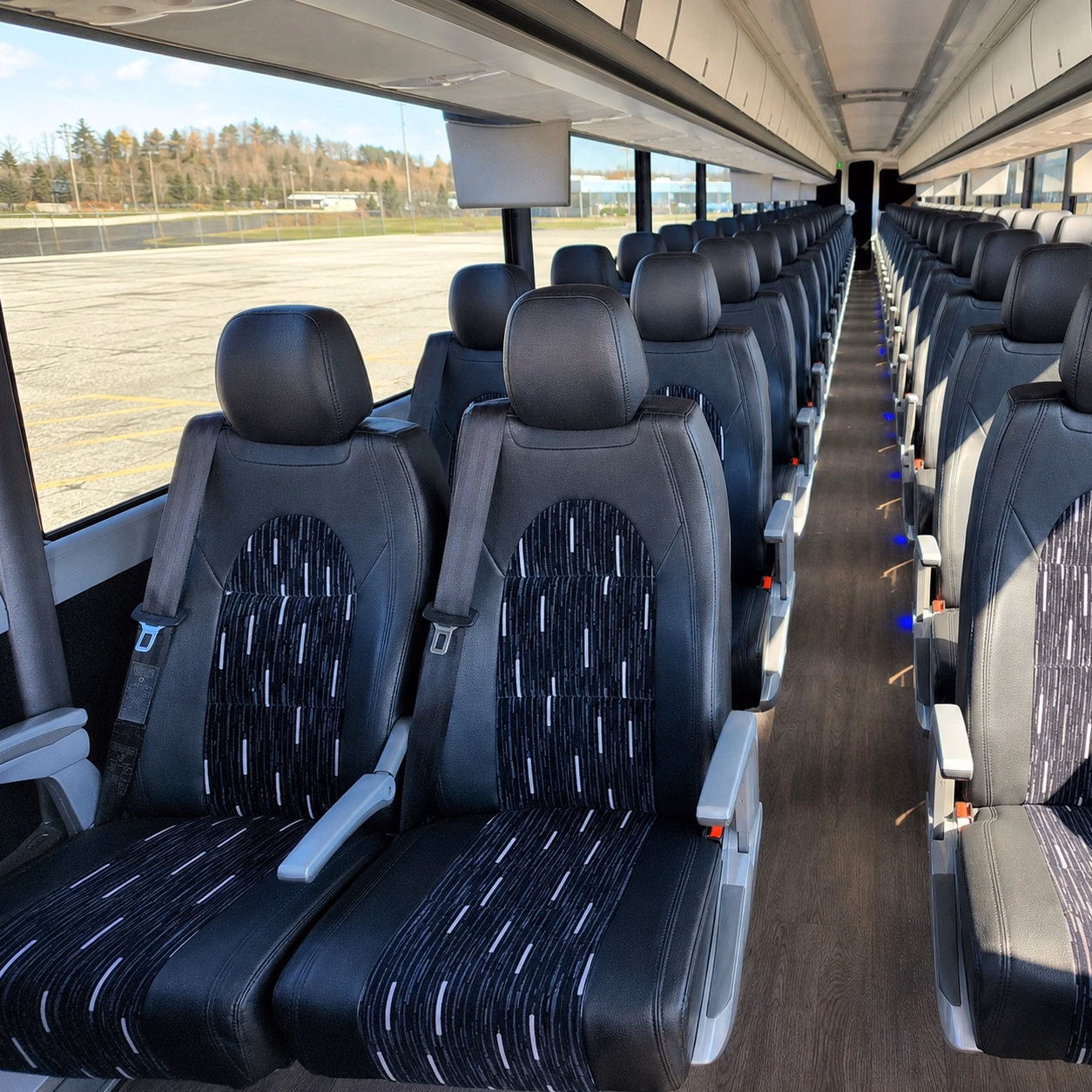 choose the right bus size for your fargo wedding guest count