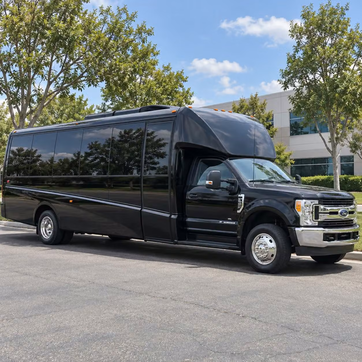 fargo 20 passenger minibus rental