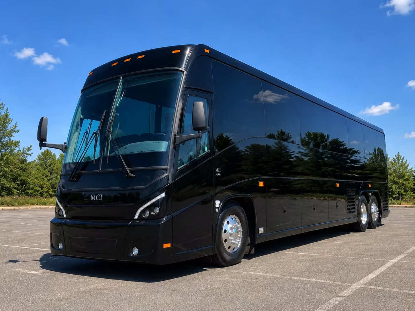 fargo wedding shuttle bus rentals that keep every guest on schedule