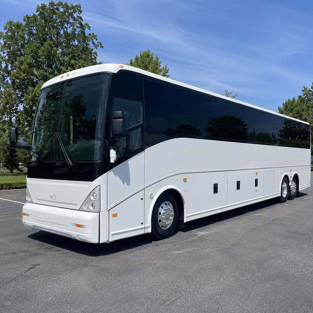 university and college group airport transportation near fargo